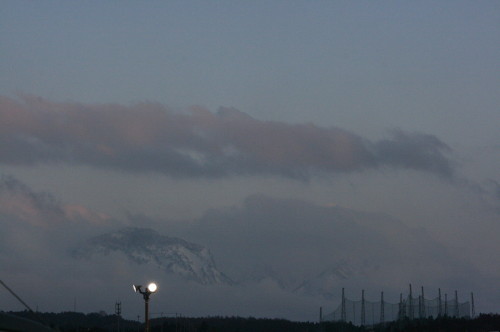 夕方の山